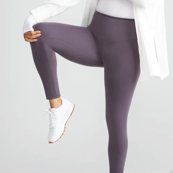 Yummie Tummie Leggings - Picture 3 of 9